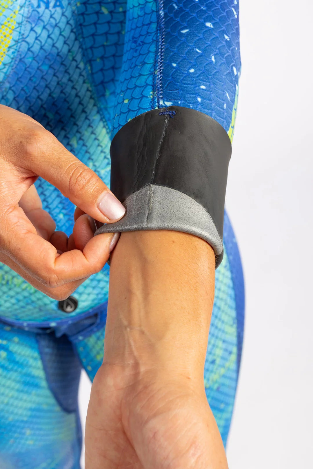 Waihana - Women's 2pc Kajiki Wetsuit - 3.5mm image 7