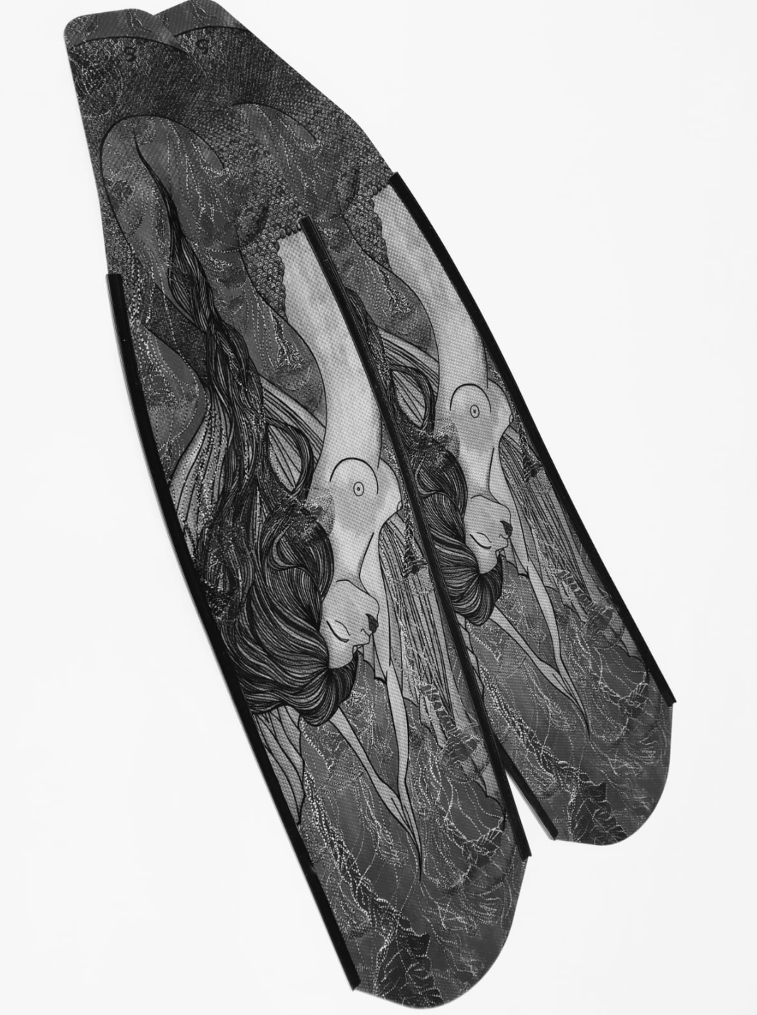 DiveR - Fin Blades - Mermaid BW - Carbon image 0